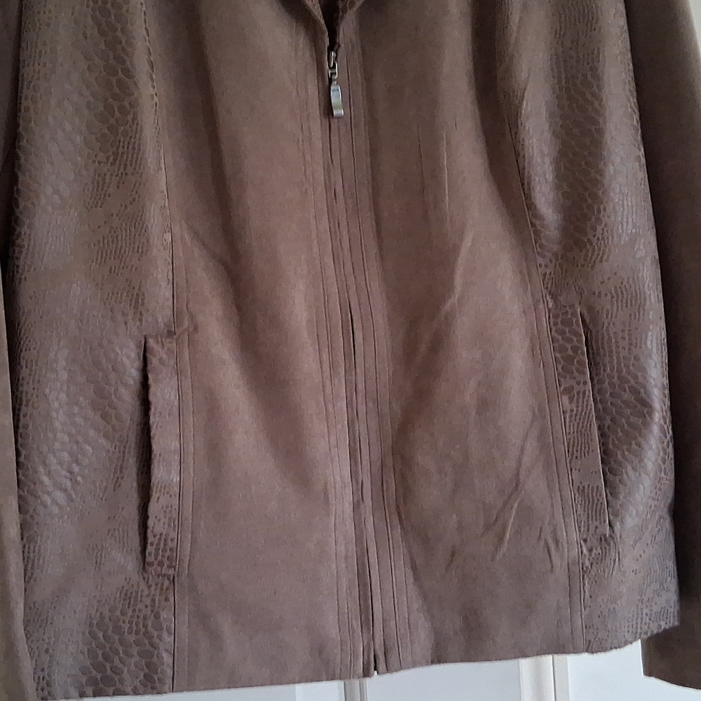 Studio Works Tan Lightweight Jacket - Picture 3 of 7
